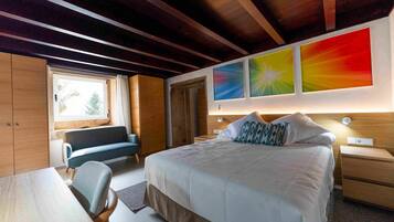 6 habitaciones, tabla de planchar con plancha y wifi gratis