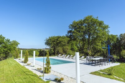 Reverence Villas Fufin