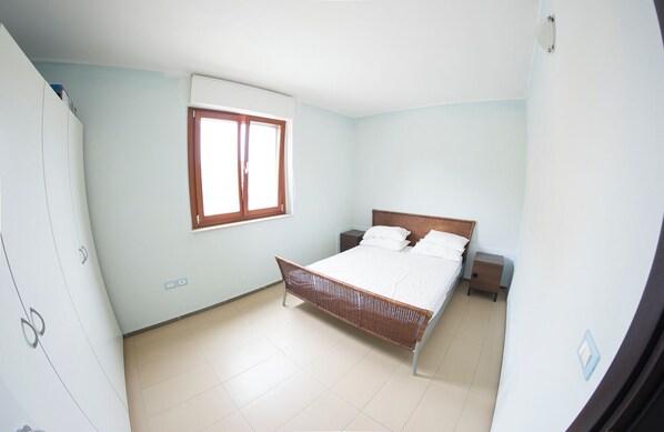 1 Schlafzimmer, Bügeleisen/Bügelbrett, Bettwäsche