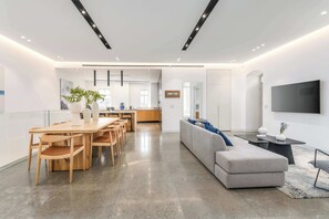 Interior - #New 4BR/3BA Apt in Historical Area of TLV | By SWEETYGUEST (Tel Aviv-Yafo)