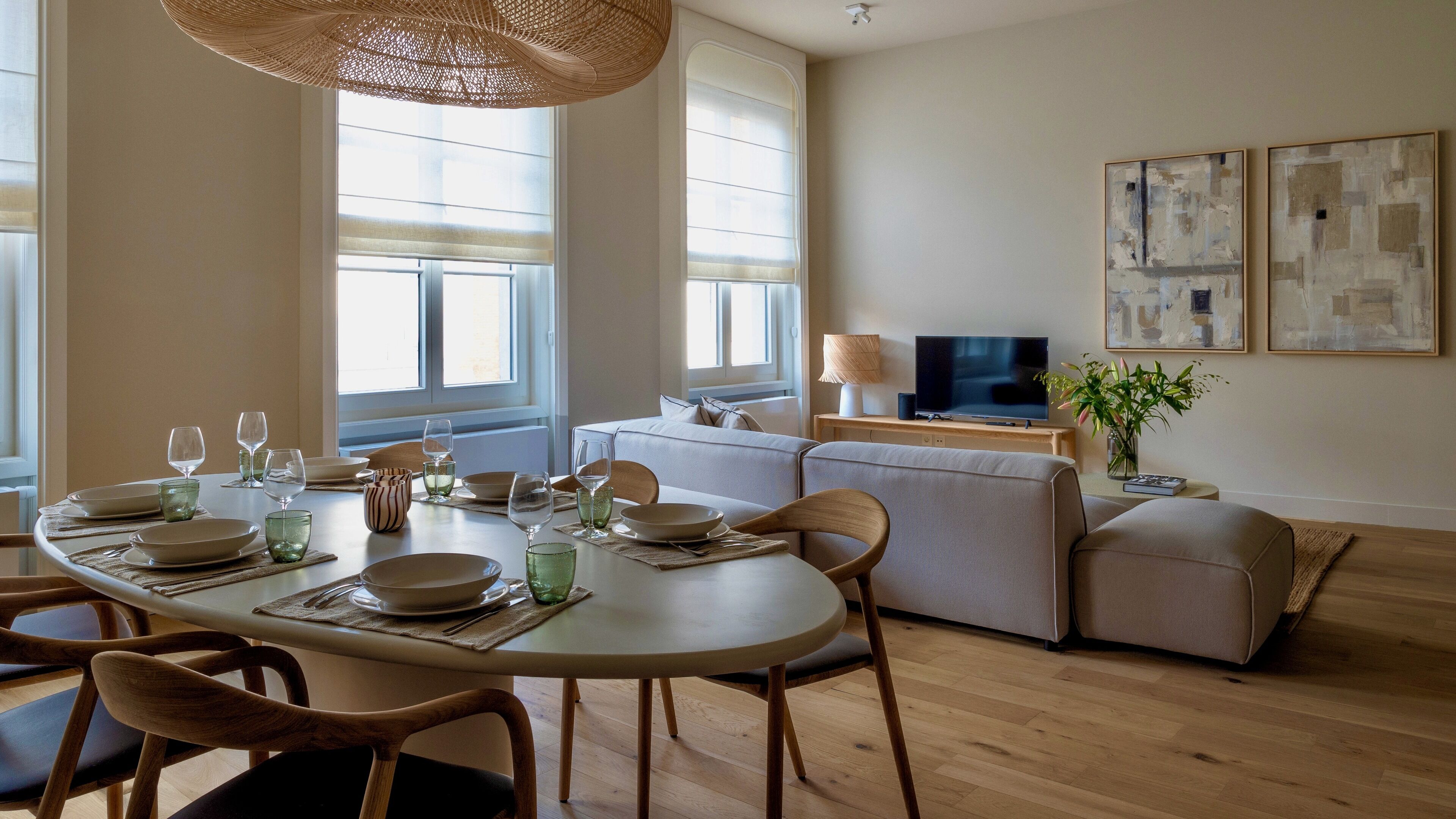 In-room safe, laptop workspace, blackout curtains, soundproofing