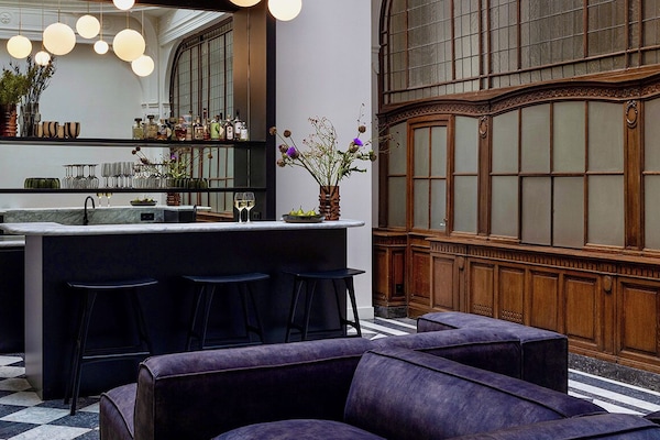 Presidential Room