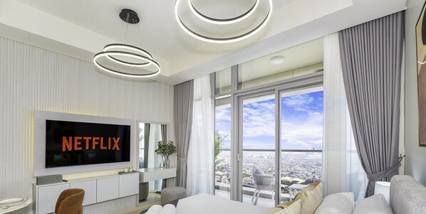 Living room - LUX  The Aykon Suite (Dubai)