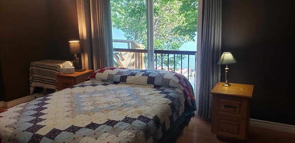 3 habitaciones, escritorio, tabla de planchar con plancha y wifi 