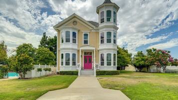 Hus (4 Bedrooms) | Boendets fasad
