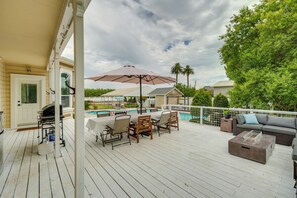 House (4 Bedrooms) | Interior - Modesto Mansion on 2 Acres - Great for Families! (Modesto)