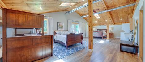 House (2 Bedrooms) | Interior