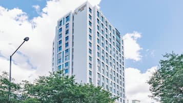 Mặt tiền nơi lưu trú