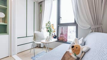 1 chambre, bureau, espace de travail pour ordinateur portable