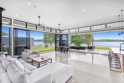 The Ski Shack - Lake Tinaroo