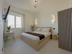 2 bedrooms, desk, iron/ironing board, travel cot - Modern Penthouse with Stunning Ocean View of Capri and the Gulf (Pozzuoli)