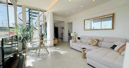 Modern Penthouse with Stunning Ocean View of Capri and the Gulf