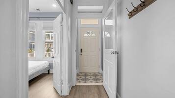 4 chambres, fer et planche à repasser, Wi-Fi, draps fournis