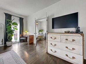 Interior - Stay at Hamlin House (Palmetto)