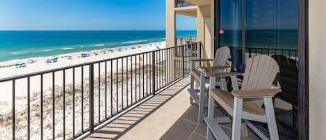 Condo, 3 Bedrooms | Property grounds