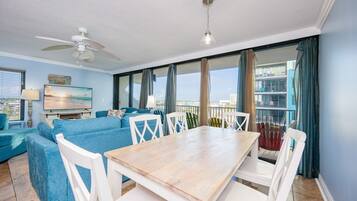 Condo, 3 Bedrooms | Interior