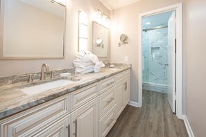 Apartment, 2 Schlafzimmer | Badezimmer | Shampoo