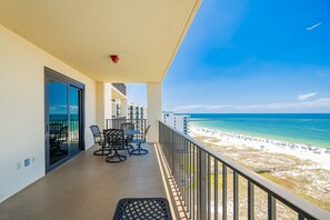 Condo, 3 quartos | Área da propriedade