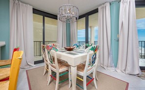 Condo, 3 Bedrooms | Dining