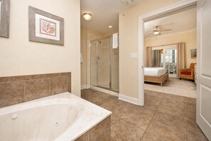 Condo, 3 habitaciones | Baño