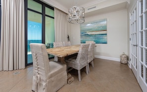 Appart'hôtel, 3 chambres | Restauration