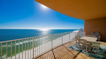 Leilighet, 3 soverom | Utendørsservering