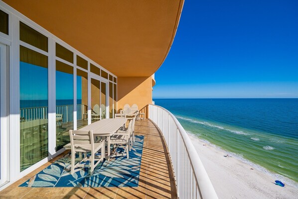 Condo, 3 Bedrooms | Outdoor dining