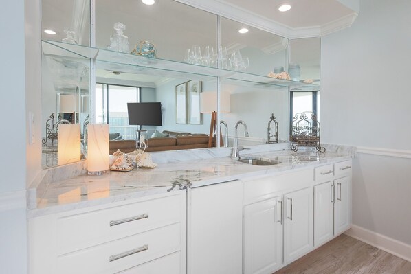 Condo, 2 Bedrooms | Bathroom - Phoenix On The Bay 1506 2 Bedroom Condo (Orange Beach)