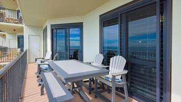 Condo, 3 Bedrooms | Outdoor dining