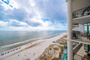 On the beach - The Oasis 1510 Formerly Phoenix West Ii 1510 3 Bedroom Condo (Orange Beach)