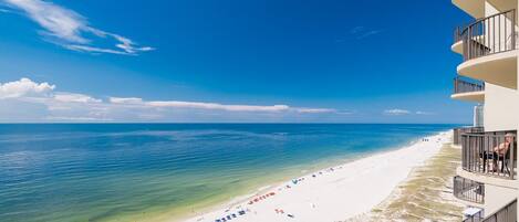 Appart'hôtel, 3 chambres | Plage