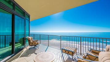 Appart'hôtel, 3 chambres | Enceinte de l’hébergement