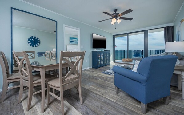 Condo, 2 Bedrooms | Dining - Island Winds West 872 2 Bedroom Condo (Gulf Shores)