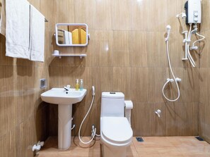 A modern bathroom with a sink, toilet, and shower. - Palm Oasis At Ukulhas (Ukulhas)