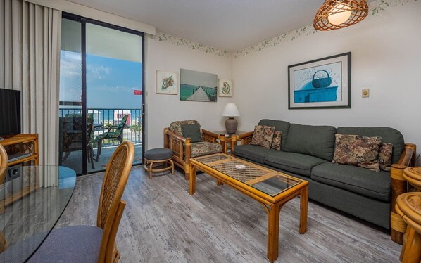 Condo, 1 quarto | Área de estar