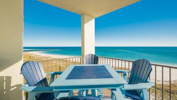 Condo, 3 Bedrooms | Outdoor dining