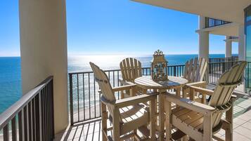 Appart'hôtel, 3 chambres | Enceinte de l’hébergement