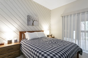 Condo, 2 Bedrooms | 2 bedrooms, laptop workspace, iron/ironing board, free WiFi - Sunwood Condos B6 2 Bedroom Condo by RedAwning (Vail)
