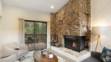 Condo, 2 Bedrooms | Living area | Smart TV