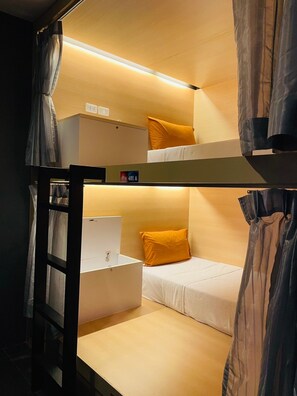 Room - Rabbitel Phuket (Phuket)