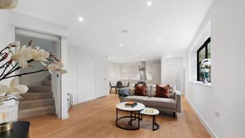 House | Living area | TV