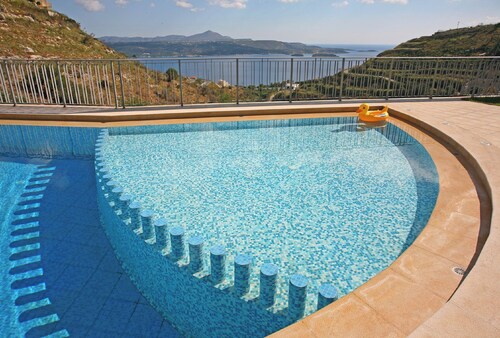 Aptera Paradise with Sea View