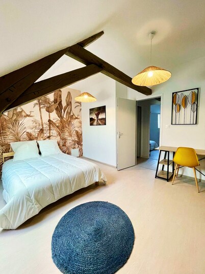 Maison Spacieuse: 6 Chambres,12 Pers, 4 SdB - Confort Total