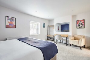 Hus | 2 soverom og skrivebord