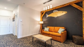 Smart TV de 65 pulgadas con canales digitales y servicios de streaming