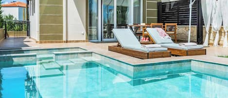 Villa (1 Bedroom) | Interior