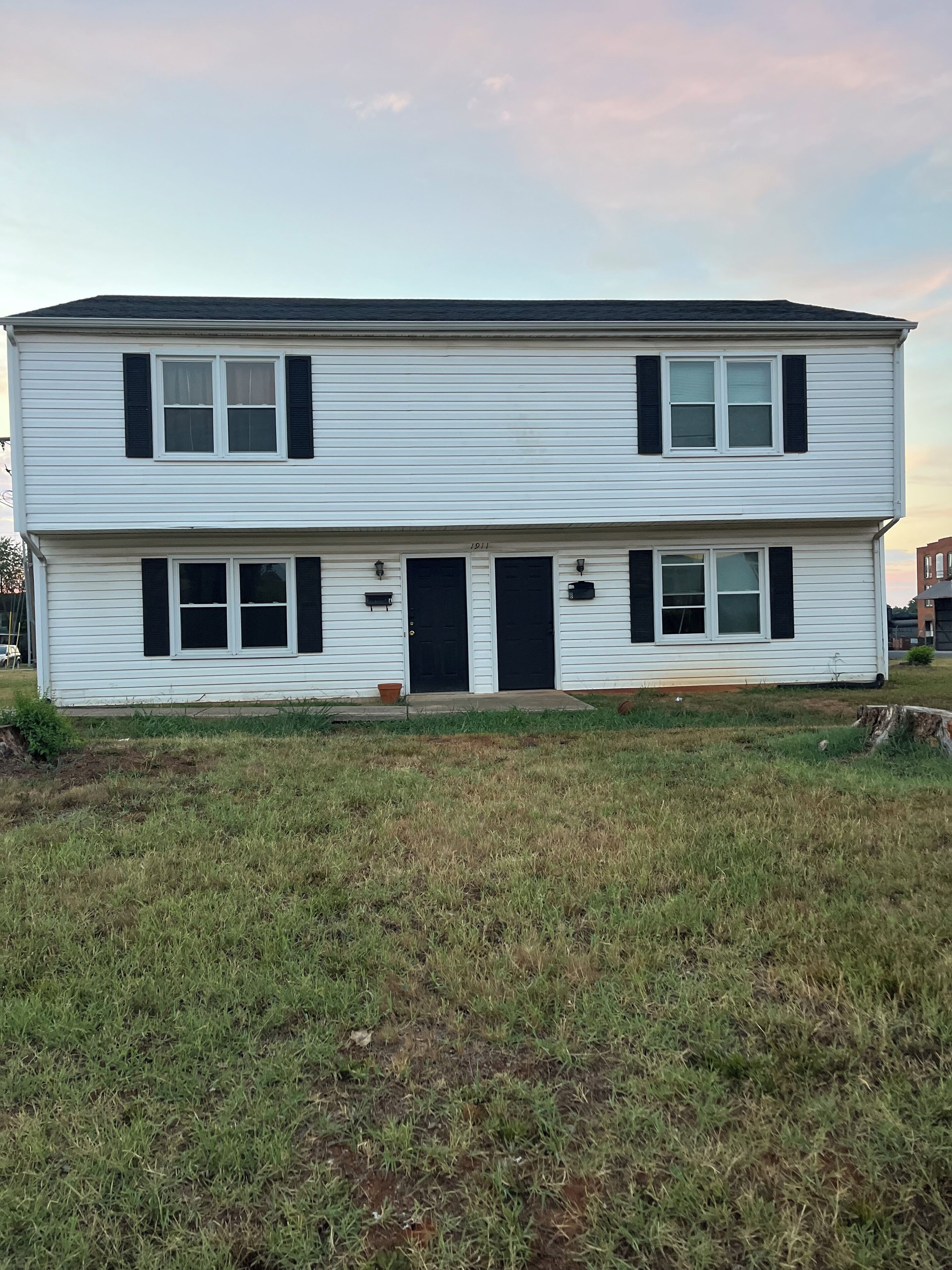 Charming 2-bedroom house with WiFi, AC in enchanting Lynchburg