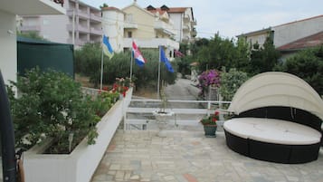 Villa (Standard Double Room with Balcony) | Exterior
