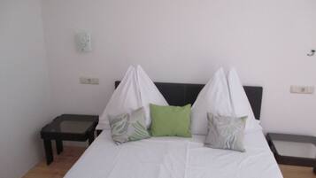 Villa (Two Bedroom Apartment with Balcony) | 4 bedrooms, cribs/infant beds, free WiFi