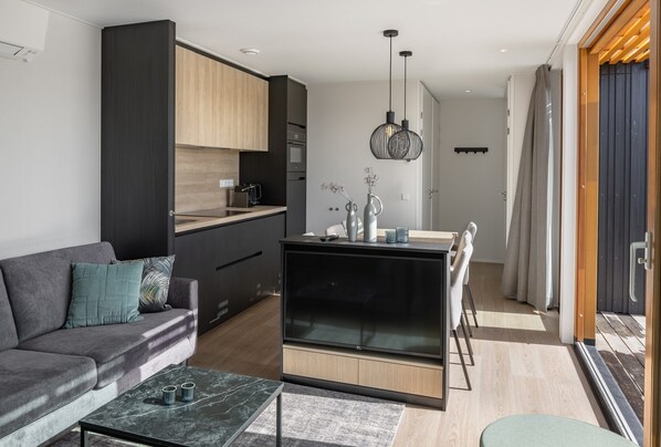 House | Living room - Lodge Near Brouwersdam & North Sea Beach (Scharendijke)